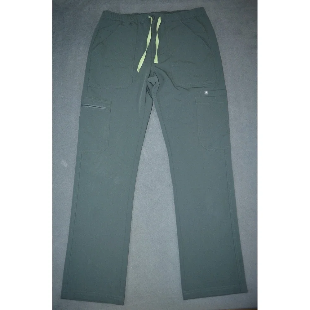 Figs Men's Cairo Cargo Scrub Pants Green Size Medium Straight Leg TM3001